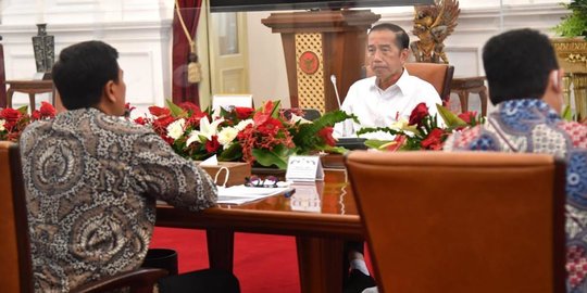 Jokowi Ingatkan Direksi BPJS Ketenagakerjaan Hati-Hati Kelola Dana