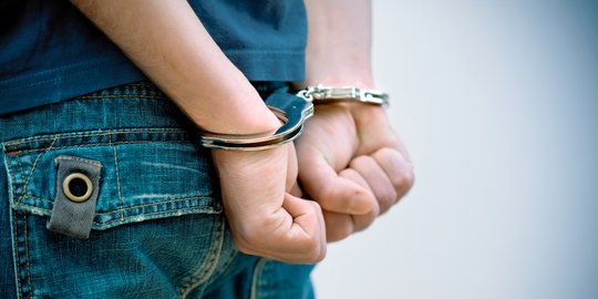 Tiga Mahasiswa Pendemo Sekda Riau Ditangkap Polisi