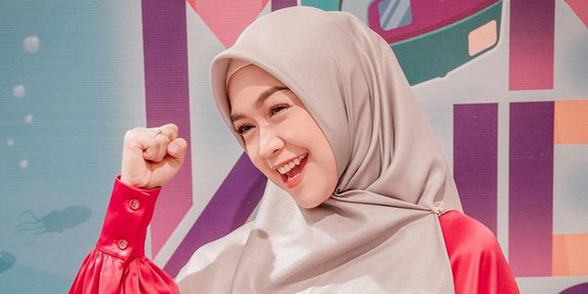 Potret Ria Ricis dengan Perut Kembali Rata Usai Melahirkan, Disebut Kayak Gadis Lagi