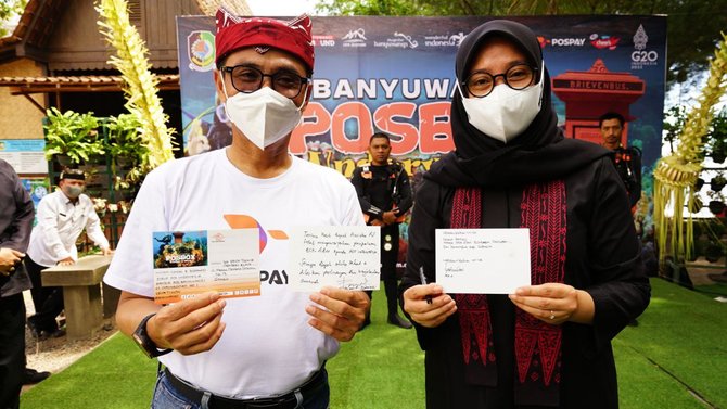 post box underwater spot selfie diving baru di pantai gwd banyuwangi