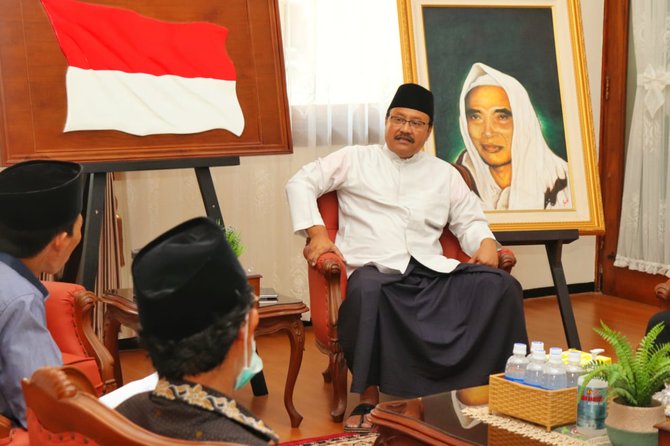 gus ipul lepas kafilah kota pasuruan mengikuti mtq tingkat nasional xxix