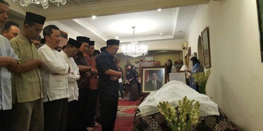 Bacaan Doa Mayit Wanita Lengkap dengan Tata Caranya, Wajib Dipahami