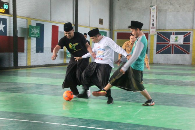 wali kota pasuruan saifullah yusuf gus ipul buka lomba futsal sarungan