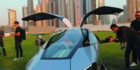 Mobil Terbang Futuristik Pertama Kali Mengudara di Dubai