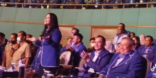 Gaya Santuy & Cuek Annisa Pohan Joget di Depan AHY & SBY, Lincah & Asyik Banget