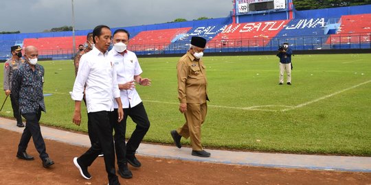Jokowi Tanya Mahfud Soal Kanjuruhan: Bagaimana Hasil Temuan TGIPF? Saya Menunggu