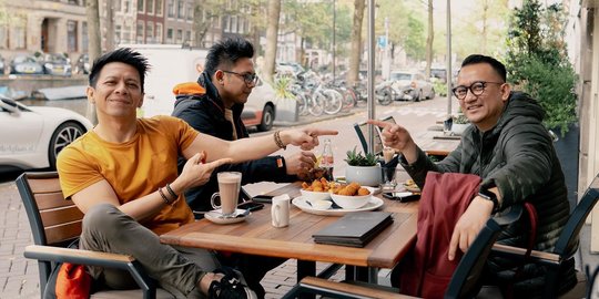 Deretan Foto Ariel Noah di Amsterdam, Penampilannya Bikin Salfok