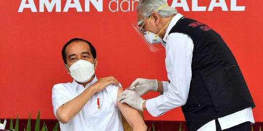 Jokowi Luncurkan Vaksin Covid-19 Buatan Indonesia IndoVac