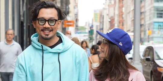 Dikenal Cuek di Muka Umum, Sikap Denny Sumargo di Belakang Kamera Dibongkar Istri