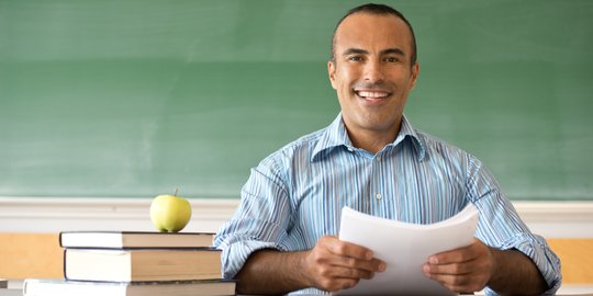 35 Ucapan Ulang Tahun untuk Guru Tersayang, Berisi Harapan & Doa Mulia