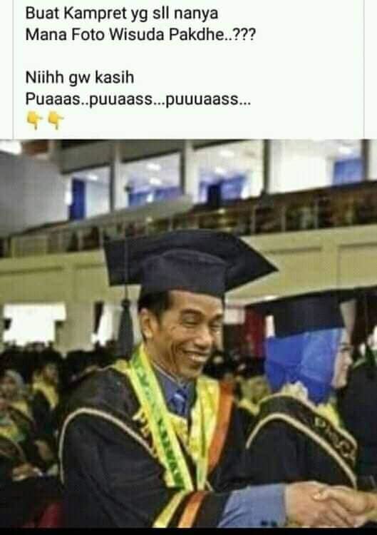 Cek Fakta Hoaks Foto Memperlihatkan Jokowi Sedang Wisuda