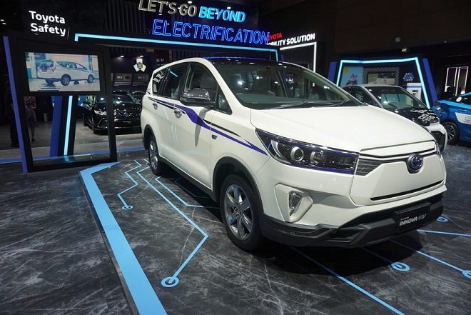 toyota kijang innova ev concept diperkenalkan di iims 2022