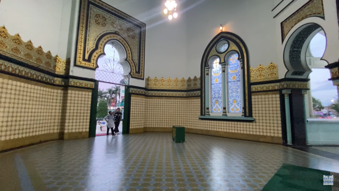 masjid raya al mashun