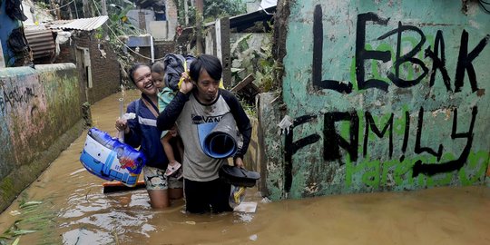 Update Banjir Jakarta 13 Oktober 2022: Delapan Ruas Jalan Tergenang