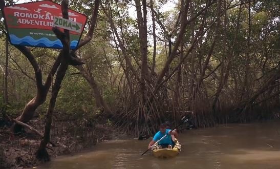 koleksi wahana romokalisari adventure land wisata baru berkonsep jelajah di surabaya