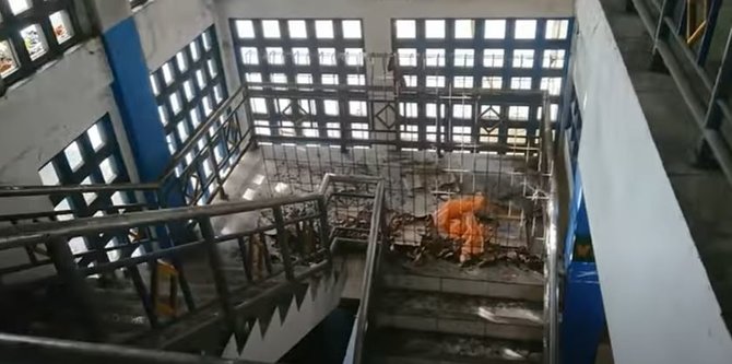 bagian terminal giwangan ini bak bangunan terbengkalai