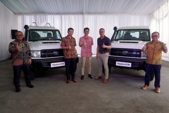 toyota land cruiser seri 70 jadi kendaraan operasional pt freeport indonesia