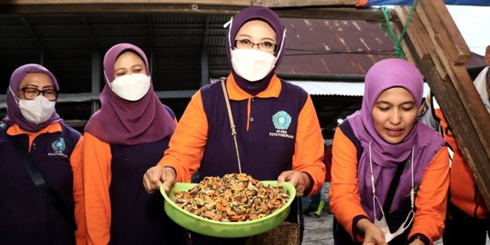 Tekan Stunting di Pasuruan, Ketua TP PKK Fatma Kampanyekan Makan Ikan