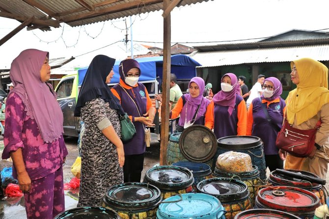 ketua tp pkk fatma kampanyekan makan ikan