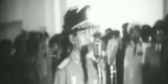 Jarang Terekspose, Video Soekarno Lantik Mayjen Soeharto jadi Panglima Angkatan Darat