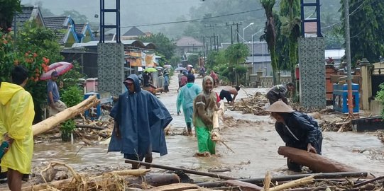 Empat Kecamatan di Kabupaten Malang Diterjang Banjir dan Longsor