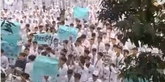 Pangkal Masalah Ratusan Pelajar SMA 1 Turen Malang Demo Kepala Sekolah