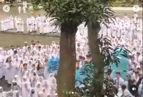 pangkal masalah ratusan pelajar sma 1 turen malang demo kepala sekolah