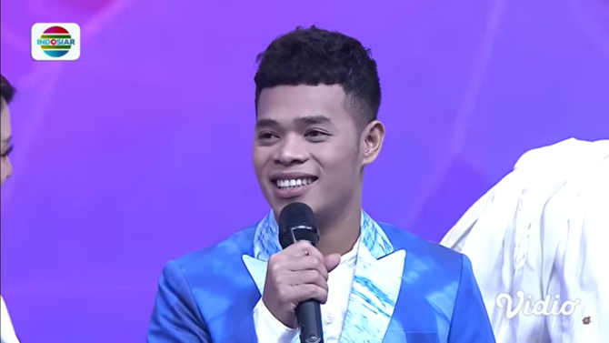 penampilan mardon peserta d039academy 5 asal rokanhulu