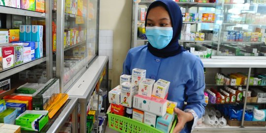 Sejumlah Apotek Mulai Tidak Menjual Obat Sirup untuk Anak