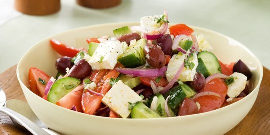 Makan Malam Mediterania yang Lezat dan Bergizi: Perjalanan Rasa dan Kesehatan