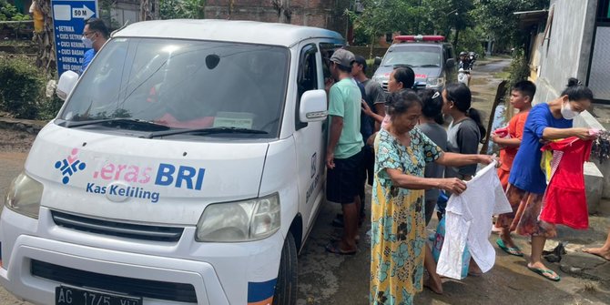 Landa Jawa Timur, BRI Peduli Tanggap Darurat Salurkan Bantuan Bencana ...