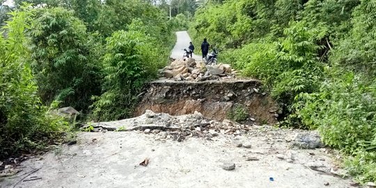 Banjir dan Longsor Landa Gayo Lues, Sejumlah Ruas Jalan Tertimbun