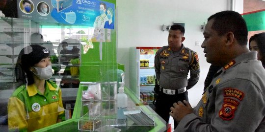 Pastikan Obat Sirop Tidak Beredar, Polres Bogor Inspeksi Toko Obat