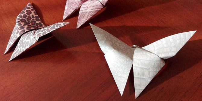 Cara Membuat Kupu-Kupu dari Kertas Origami