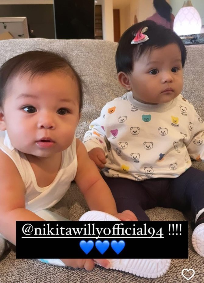 potret ameena dan baby izz anak nikita willy playdate duuh gemas banget