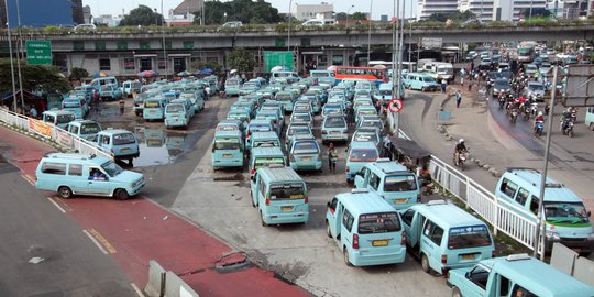 Tarif Angkutan Umum Jakarta Resmi Naik Rp1.000, Jaklingko dan TransJakarta Tetap