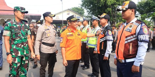 Persiapan Darurat Bencana, Wawali Kota Pasuruan Gelar Apel Pasukan dan Peralatan