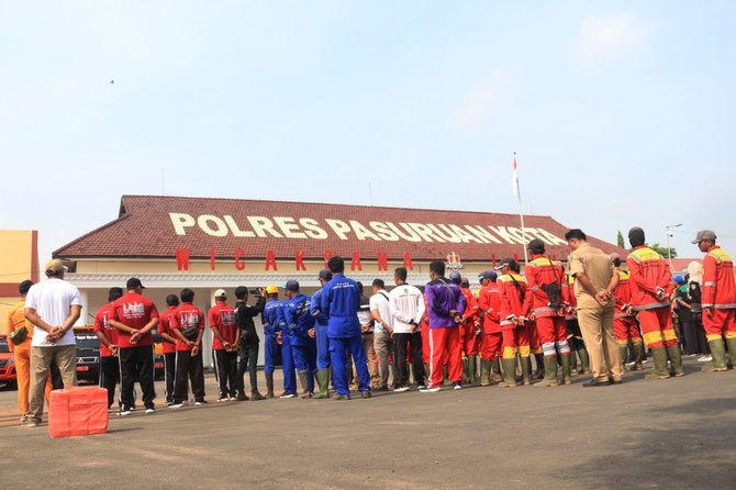 wawali kota pasuruan gelar apel pasukan dan peralatan