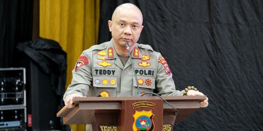 Irjen Teddy Minahasa Resmi Ditahan Selama 20 Hari ke Depan Terkait Kasus Narkoba