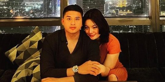 Sosok Lettu Yohanes Perwira Kopassus Calon Suami Anggota DPR Cantik Hillary Brigitta