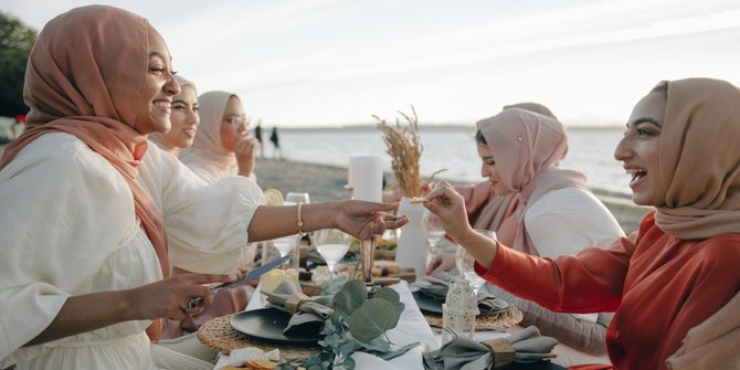 25 Ucapan Selamat Menikmati Makanan untuk Tamu & Orang-orang Terdekat, Penuh Doa