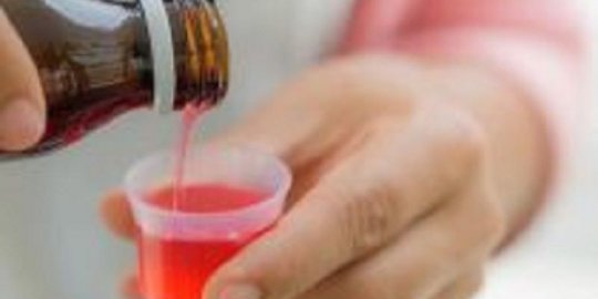 Keluh Pedagang Obat Herbal Terdampak Obat Sirop Anak Berbahaya