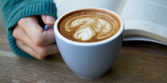 Berapa Kafein yang Terkandung dalam Minuman Favoritmu?