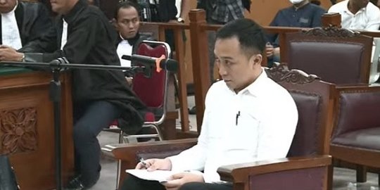 Eksepsi Bripka RR dan Kuat Ma'ruf Ditolak Hakim, Sidang Dilanjutkan 2 November