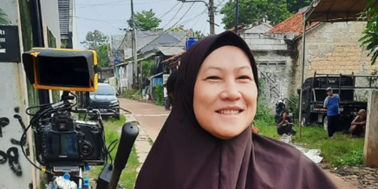 Jadi Wanita Tersakiti di Pintu Berkah, Intip Potret Essy Hadarisman di Balik Layar