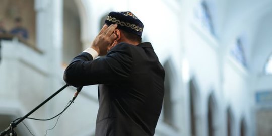 Doa Setelah Iqomah Lengkap Latin dan Artinya, Perlu Diketahui
