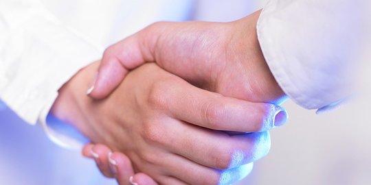 40 Ucapan Selamat Kenaikan Pangkat ke Rekan & Orang Terdekat, Beri Apresiasi Mendalam