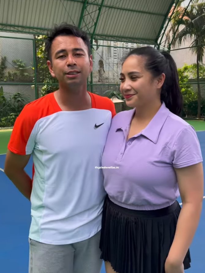 5 Momen Nagita Slavina Latihan Tenis Gayanya Curi Perhatian