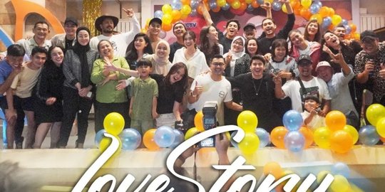 5 Potret Perpisahan Para Pemain Love Story The Series, Penuh Kenangan