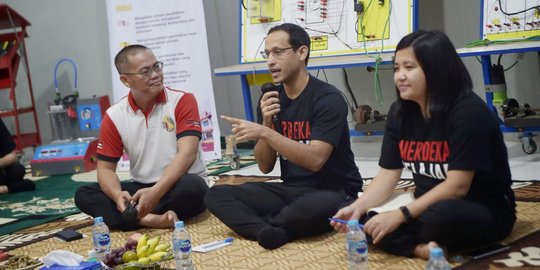 Usai Menginap di Rumah Guru, Kini Nadiem Bermalam di Sekolah